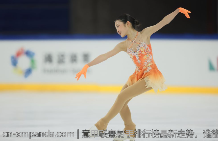 激烈的世界杯开幕战在洛杉矶球场激情上演
